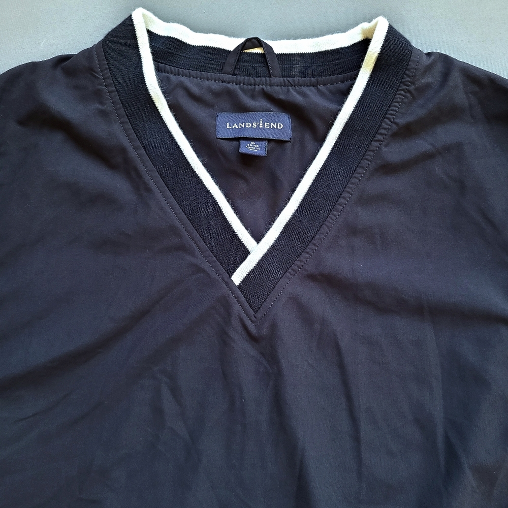 Lands End Size XL Vest V Neck Golf Mesh Lined Windbreaker Pockets Performance - Picture 3 of 11